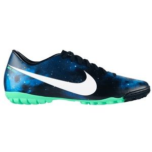 Nike Mens Mercurial Victory IV CR7 soccer shoes